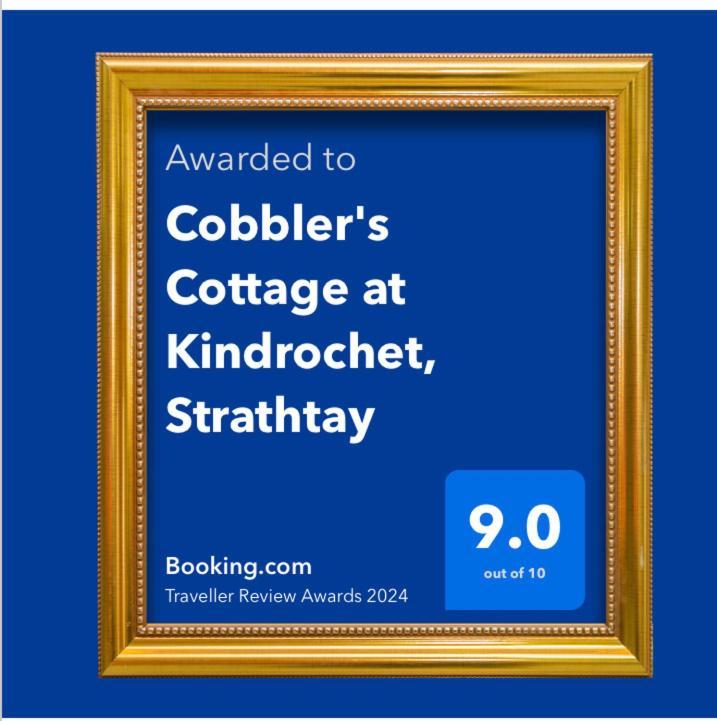 Cobbler'S Cottage At Kindrochet, Strathtay Pitlochry Eksteriør billede